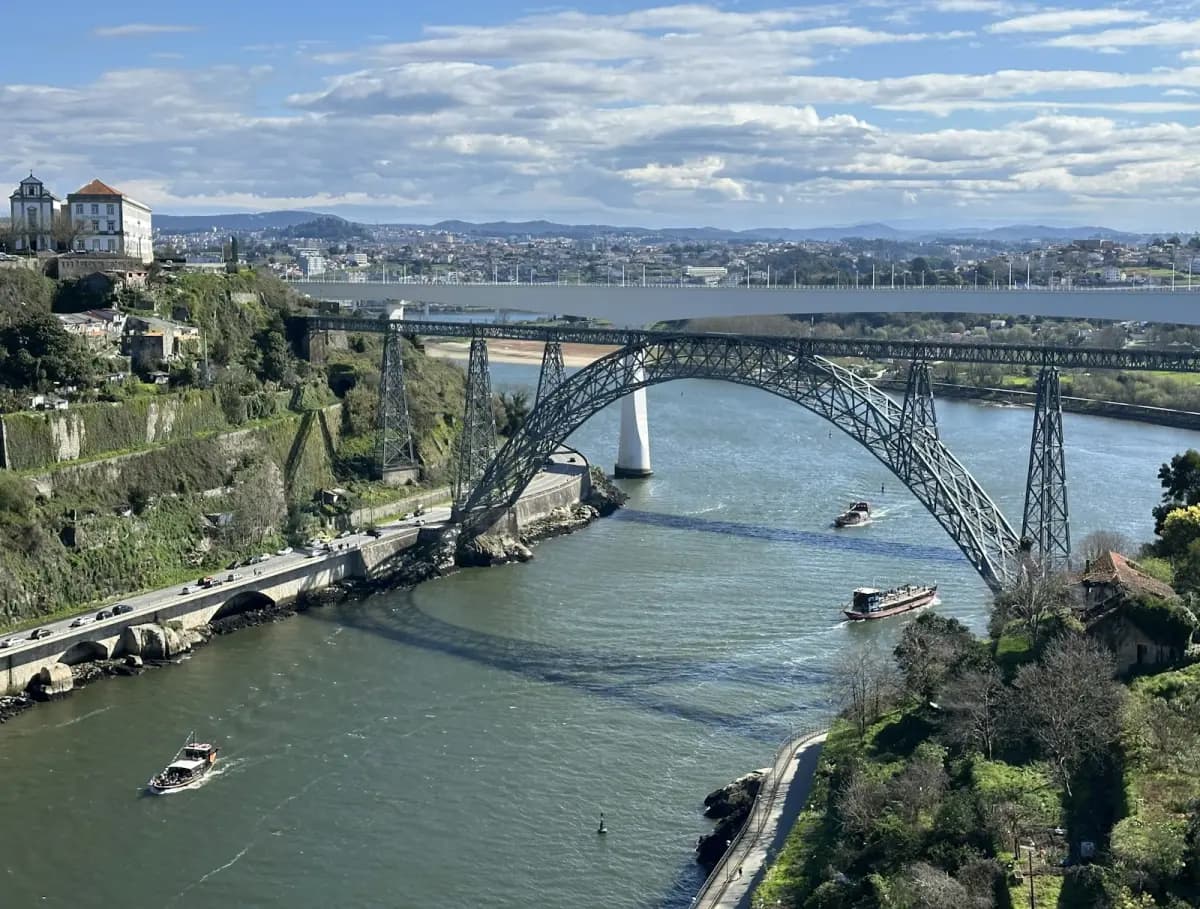 Historic Dom Luis I Bridge crossing the Douro River in Porto, Portugal